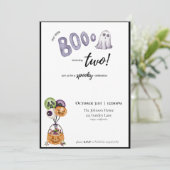 Boo est une invitation à deux ans (Debout devant)