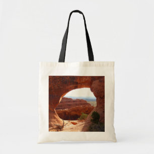 Boog Ar I in Arches National Park Tote Bag