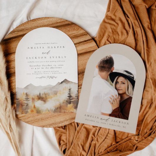 Boog Boho Waterverf Mountain bruiloft uitnodiging