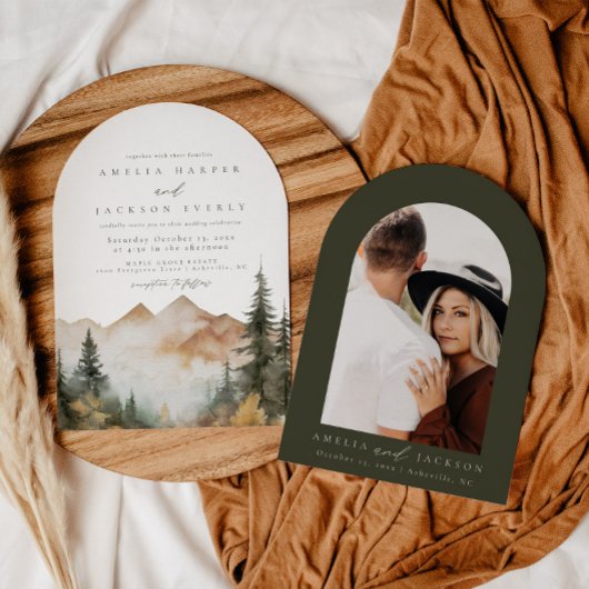 Boog Boho Waterverf Mountain bruiloft uitnodiging