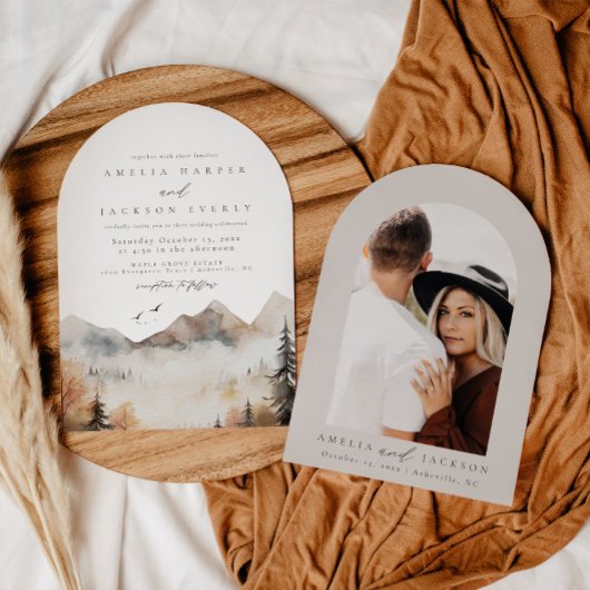 Boog Boho Waterverf Mountain bruiloft uitnodiging