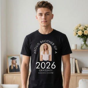 Boog Foto Trotse Broer van Afgestudeerde in 2026 T-shirt