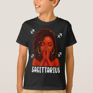 Boogschutter Loc'd Zwarte Vrouw Bidt Christelijke T-shirt