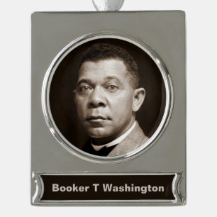 Booker Washington: Afro-Amerikaanse opvoeder Verzilverd Banner Ornament
