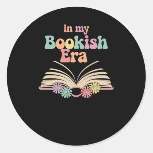 Bookish Era Aesthetic - Schattige lezen Lover Desi Ronde Sticker