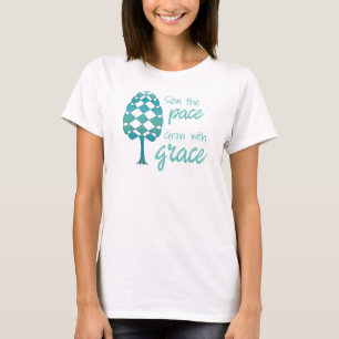 Boom met oneindige lijn Vertraag het tempo, groei  T-shirt
