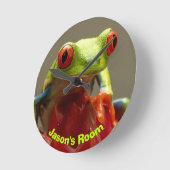 Boomkikker met rode ogen op maat ronde klok (Hoek)