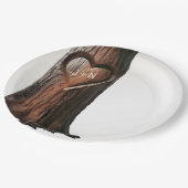 Boomstronk met uitgesneden hart Rustieke minimale Papieren Bordje (Gekanteld)