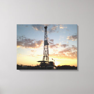 Boorinstallatie bij zonsondergang canvas afdruk