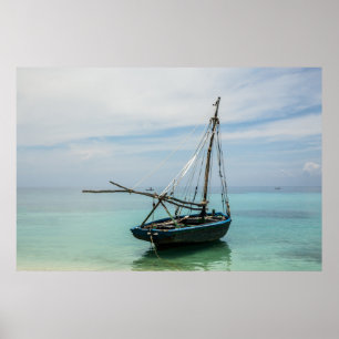 Boot op Cocoyer-strand - Haïti 2018 Poster