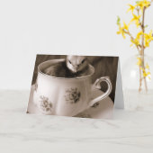 Boots in een Teacup Kaart (Gele Bloem)