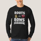 Boots or Bows Zwangerschap Aankondiging Geslacht T-shirt (Voorkant)