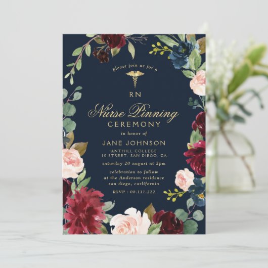 bordeaux marine bloemenverpleegster pinning ceremo kaart (Staand voorkant)