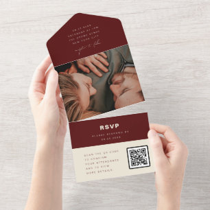 Bordeaux Minimalistische Trouwfoto QR Code RSVP All In One Uitnodiging