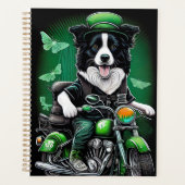 Border Collie Chien Conduisant Vélo St. Patrick's  (Devant)