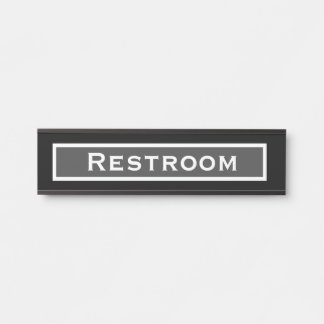 Bordjes voor kantoor deur richting toilet badkamer