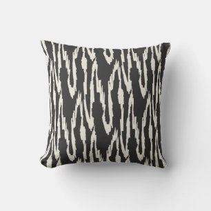 Borstelige Ikat  Houtskool & Witcreme Kussen
