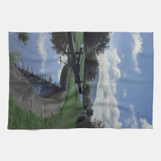 Bosley Canal Locks. Theedoek (Horizontaal)