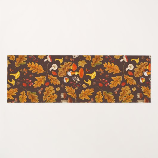 Bospaddenstoelen en herfstflora op bruin yogamat (Voorkant (horizontaal))