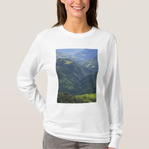 Bossen in de bosgebieden van Mangdue en Himalaya T-shirt