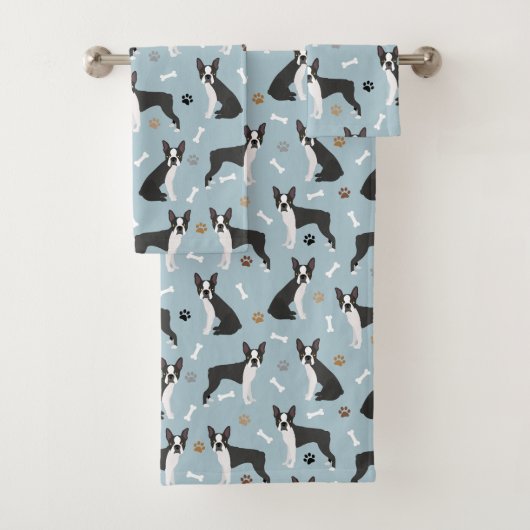 Boston Terrier Bones and Paws (En situation)