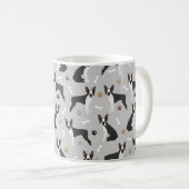 Boston Terrier Bones and Paws Coffee Mug (Devant droit)