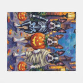 Boston Terrier Honden Trick-or-Treating in Hallowe Fleece Deken (Voorkant (Horizontaal))