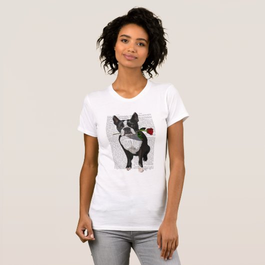Boston Terrier met Roos in Mouth T-shirt (Voorkant volledig)