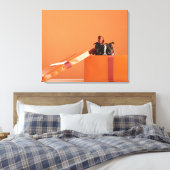 Boston verschrikkelijke puppy in cadeaudoos canvas afdruk (Insitu (Slaapkamer))