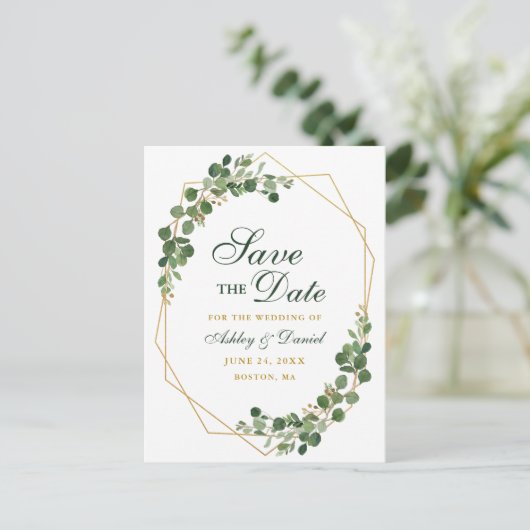 Botanische Eucalyptus Groen Bewaar de Datum Goud Aankondigingskaart (Staand voorkant)