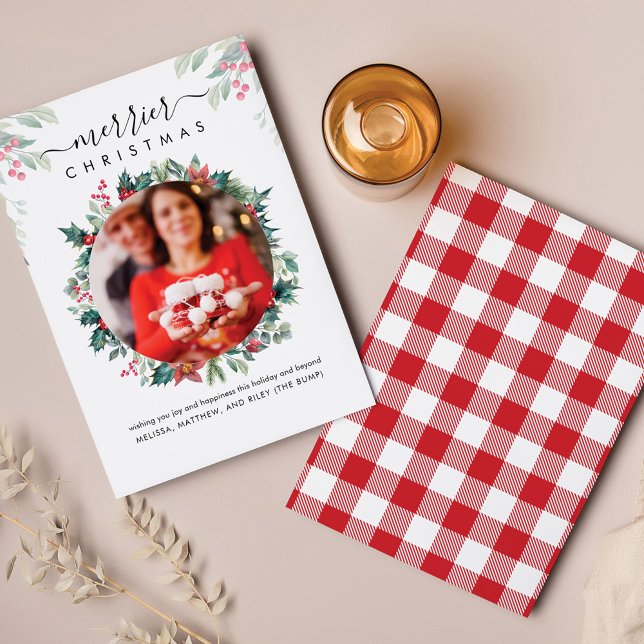 Botanische Kerstmis Foto Zwangerschap Aankondiging (Plaid Red Green Pregnancy Announcement Botanical Photo  Script Card)