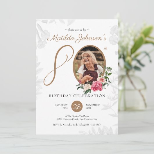 Botanische Wit Gouden Aangepaste Foto 80e Verjaard Kaart (Staand voorkant)