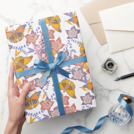 Botervliegen en bloemen cadeaupapier (Geschenken)