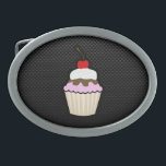 Boucle De Ceinture Ovale Cupcake élégant<br><div class="desc">Vous aimerez cette élégante pâtisserie en fibre de carbone noire pâtisseries cupcake cupcakes boulangerie "pâtisserie chef" design. Idéal pour les cadeaux ! Disponible sur les tee - shirts, les boîtiers de smartphones, les mousepads, les porte - clés, les affiches, les cartes, les couvertures électroniques, les manches d'ordinateur portable / carnet,...</div>