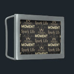 Boucle De Ceinture Rectangulaire Aujourd'hui Moment, la vie étincelante<br><div class="desc">Beyond Shapes : Today Moment,  Spark Life,  messages positifs avec des gens joyeux,  flocons de neige,  et l'essence de la vie avec amour et embrasser le présent avec un avenir alimenté par l'amour et la positivité.</div>