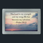 BOUCLE DE CEINTURE RECTANGULAIRE JOLIE PSALM 118 14 LEVER L'OCÉAN<br><div class="desc">Le Seigneur est ma force et ma chanson; Il est devenu mon salut. Soyez une bénédiction pour les autres avec ce lever de soleil stupéfiant sur la conception photo de l'océan avec le verset des Écritures glorieuses Psaume 118:14 sur Tee - shirts et Cadeaux. Ce beau Psaume 118:14 design fera...</div>