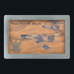 Boucle De Ceinture Rectangulaire Les Super Mystères Israéliens Sur Le Désert<br><div class="desc">Un tableau numérique de deux chasseurs camouflés du 105e Escadron d'Israël (Scorpion) en vol au-dessus d'un paysage montagneux de désert, fabriqués en France, de Super Mystère, vers 1967. Les armoiries de la FAI apparaissent également. Vous pouvez facilement enlever les armoiries si vous le désirez. Ajoutez votre propre texte. Le Super...</div>