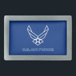 Boucle De Ceinture Rectangulaire Logo de l'Armée de l'air<br><div class="desc">Cette conception présente le logo officiel de l'armée de l'air américaine sur un arrière - plan bleu frappant. Symbolisant la fierté,  le dévouement et le service,  il est un hommage intemporel et patriotique à l’armée de l’air des États-Unis et à sa riche tradition d’excellence.</div>