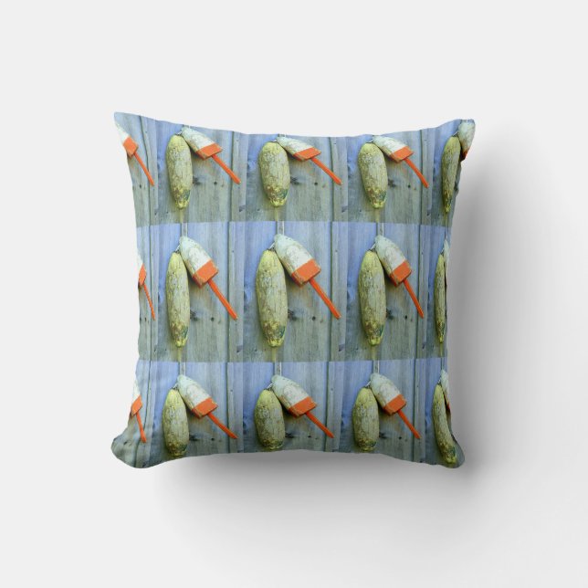 bouées en bois et baleines coussin (Recto)