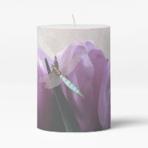 Bougie de tulipe pourpre et libellule d'aqua