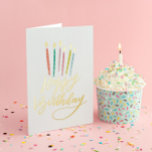 Bougies colorées Joyeux anniversaire<br><div class="desc">Cette carte d'anniversaire pliée à la fantaisie comporte des bougies colorées,  des lettrages originaux et des flammes en papier d'aluminium. Customisez l'intérieur de la carte.</div>