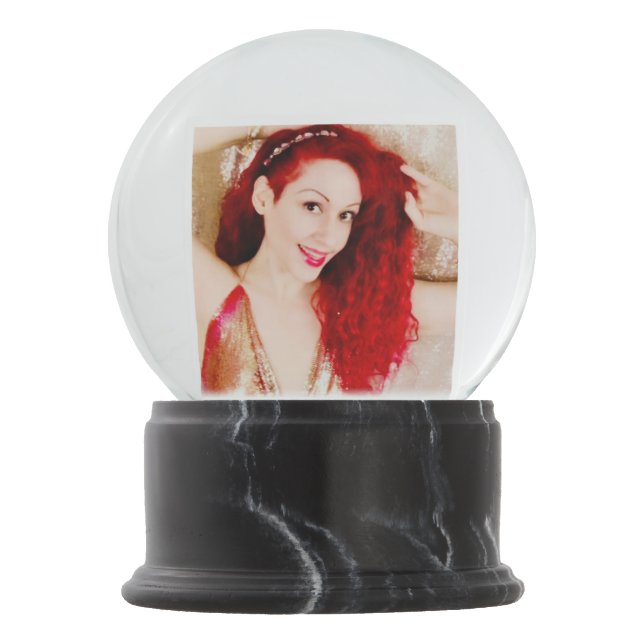 Boule À Neige Exploit de globe de neige de Divalicious Candi. (Devant)