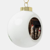 Boule En Céramique Akita par le Noël de la cheminée (Gauche)