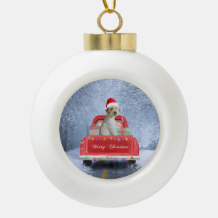 Boule En Céramique Goldendoodle Chien en Neige assis à Noël