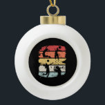 Boule En Céramique Joueur de volley-ball Rétro<br><div class="desc">Conception volleyball faite pour chaque joueur de volleyball. Cool présent pour Noël,  anniversaire ou autres occasions.</div>