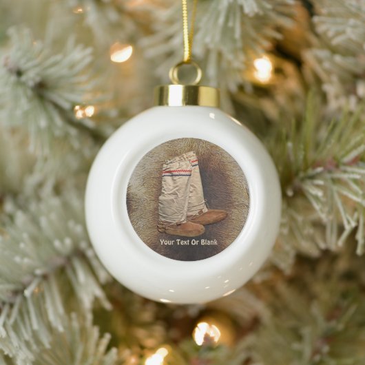 Boule En Céramique Mukluks Sur La Fourrure De Caribou (Arbre)