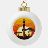 Boule En Céramique Une belle femme africaine Silhouette sur les solei (Devant)