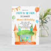 Bounce house theme party invitation (Debout devant)