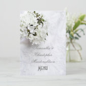 Bouquet à fleurs blanches menu mariage (Debout devant)