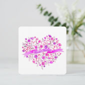 Bouquet de fleurs de coeur violet invitation de do (Debout devant)